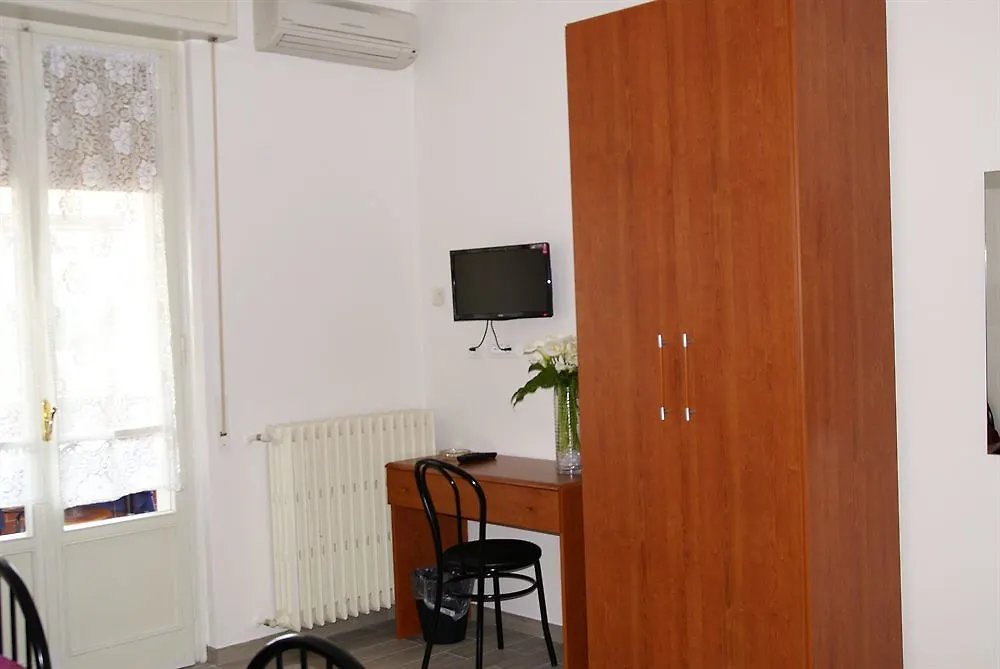 Il Grillo Di Firenze B&B Alojamento de Acomodação e Pequeno-almoço Florença